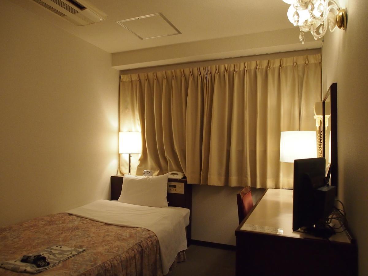 Business Hotel Shusenkaku Kyoto Bagian luar foto